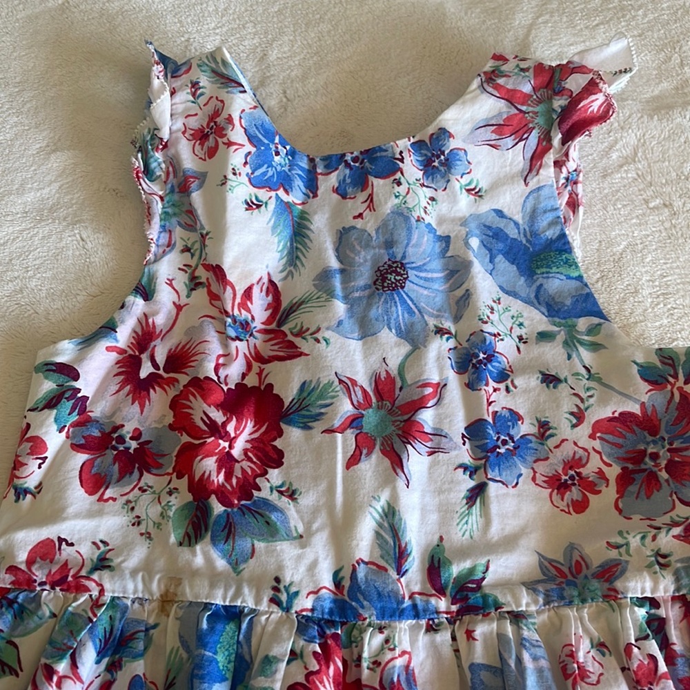 Girls dress